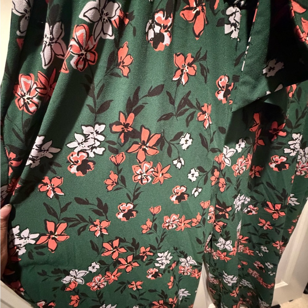 Eloquii Green Floral Tie-Front Jumpsuit - Picture 6 of 6